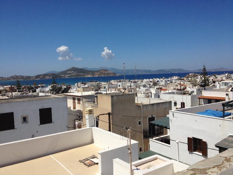 Depis Economy Studios & Apartments Naxos City エクステリア 写真